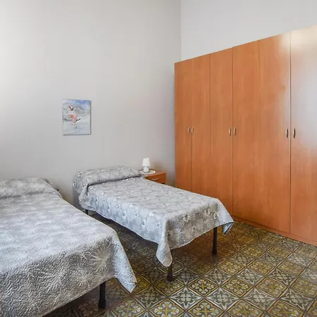 4 Bedroom In