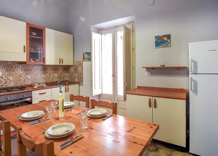 Lovely In 美利托迪波尔图萨尔维